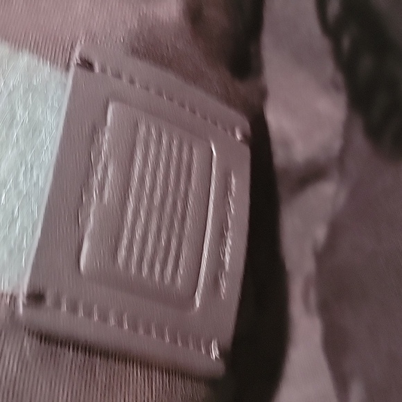 Coach NWT Crossbody monogram with heart print - Picture 10 of 12